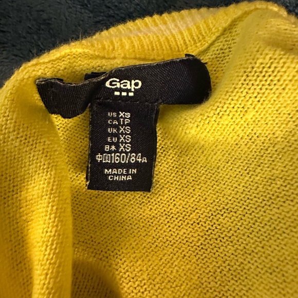 GAP Yellow Cardigan Sweater - Picture 2 of 3
